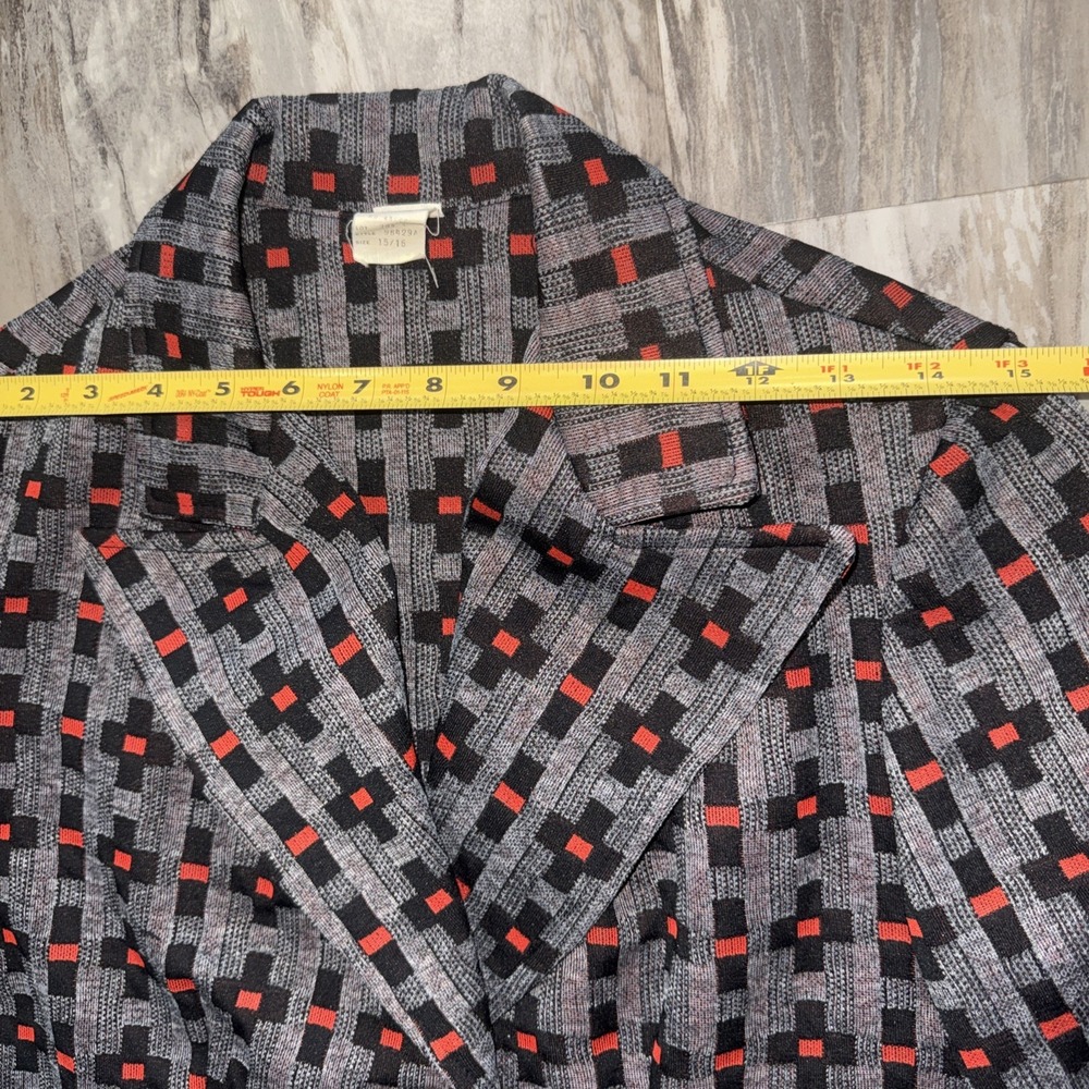 Vintage Women's 2 Button Blazer Jacket Polyester Gray Black Red Design 15/16 - Picture 9 of 13